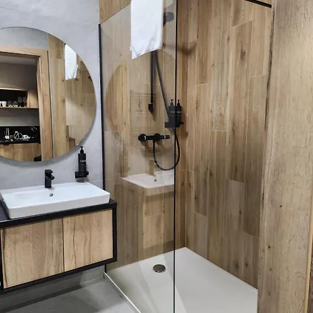 Apartamenty Blizej Chmur Szklarska Poreba- Lokalizacja Hotel Zloty Horyzont 公寓 斯克拉斯卡波伦巴