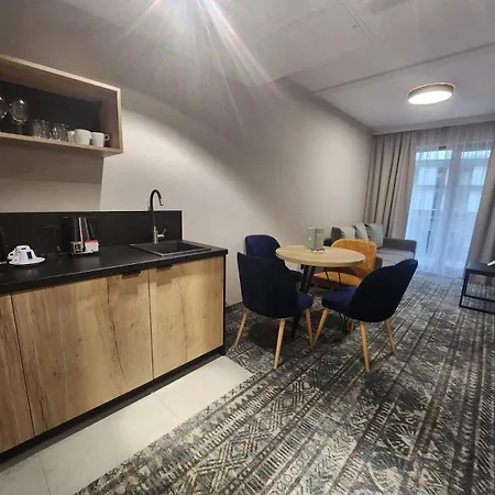 公寓 Apartamenty Blizej Chmur Szklarska Poreba- Lokalizacja Hotel Zloty Horyzont 斯克拉斯卡波伦巴